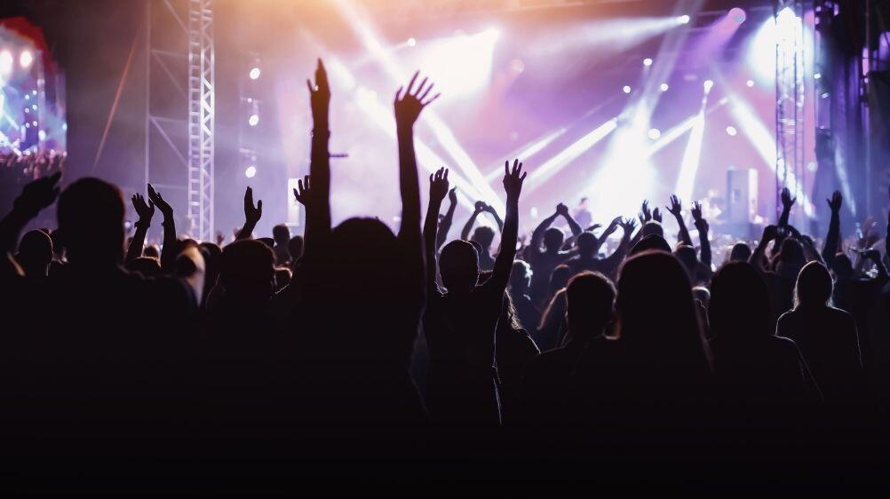 Juul Performance Hall Mekan Görseli